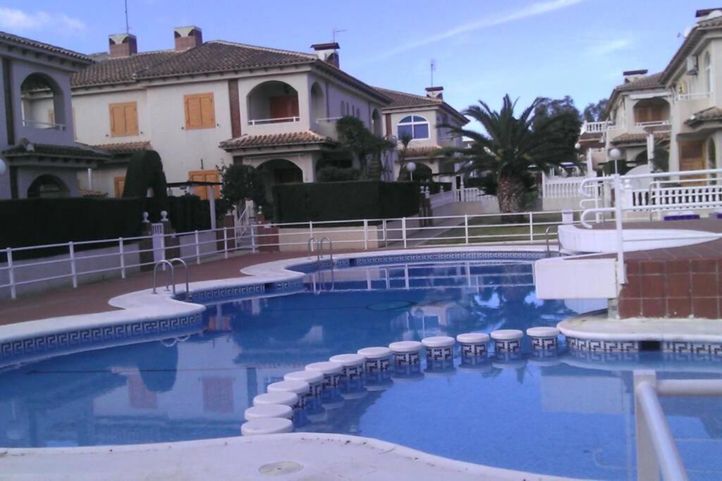 Appartement La Casa De La Palmera à Torrevieja Extérieur photo