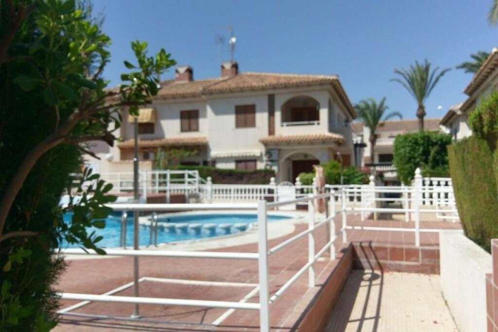 Appartement La Casa De La Palmera à Torrevieja Extérieur photo
